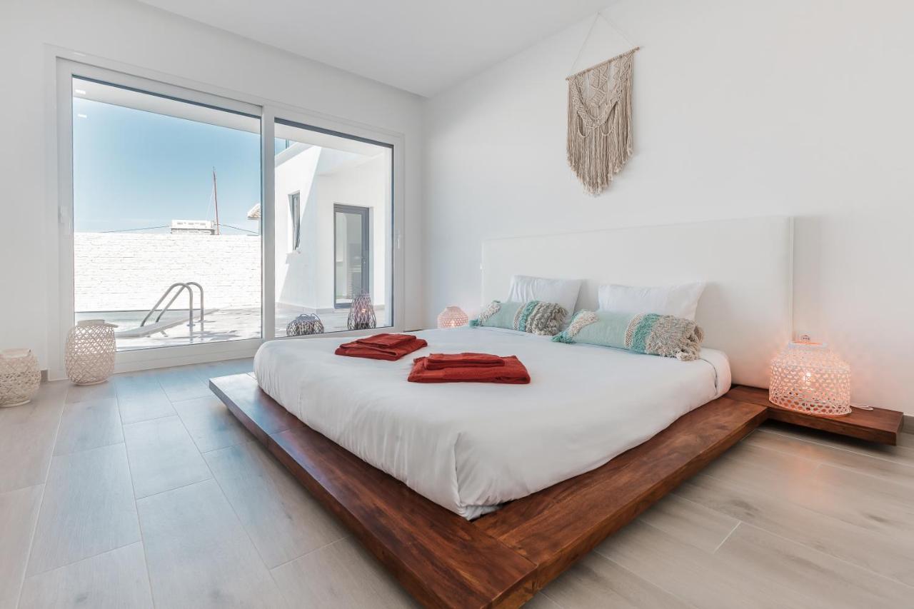 Beach Villa With Ocean View 로리냐 외부 사진