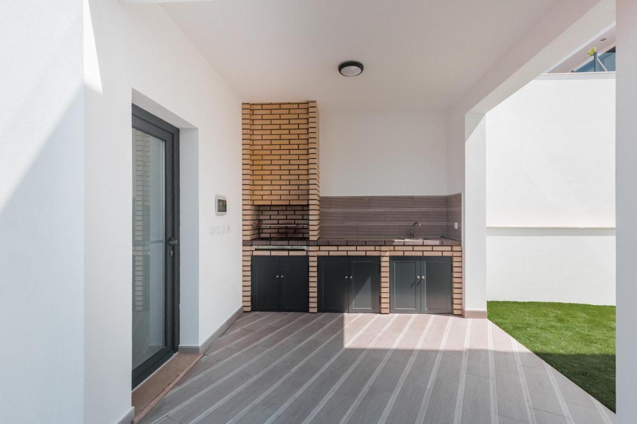 Beach Villa With Ocean View 로리냐 외부 사진