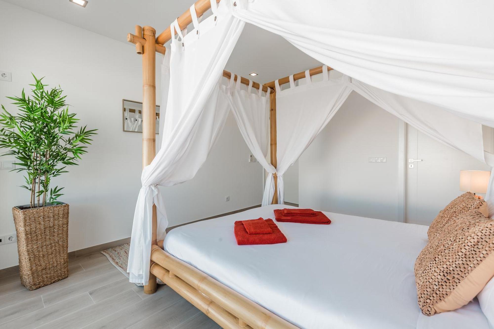 Beach Villa With Ocean View 로리냐 외부 사진